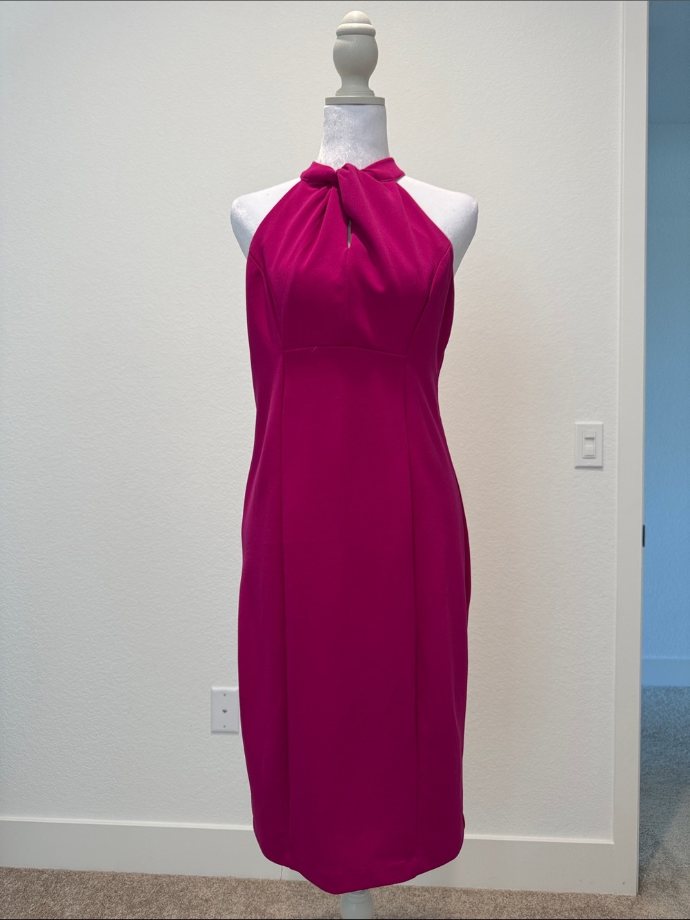 julia jordan Knot Halter Sheath Dress in Fuchsia